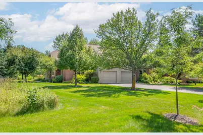 10820 N Essex Dr, Mequon, WI 53092 - Photo 27