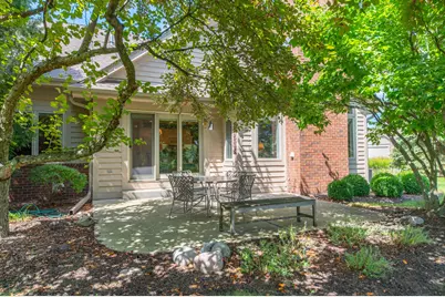 10820 N Essex Dr, Mequon, WI 53092 - Photo 35