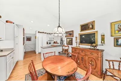10820 N Essex Dr, Mequon, WI 53092 - Photo 23