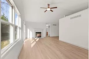 348 Park View Dr, Darien, WI 53114 - Photo 3