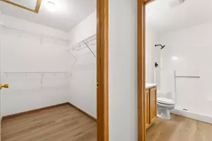 350 Park View Dr, Darien, WI 53114 - Photo 11