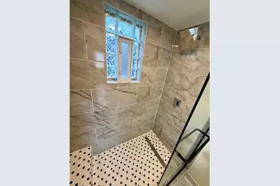 1756 S 72nd St, West Allis, WI 53214 - Photo 19