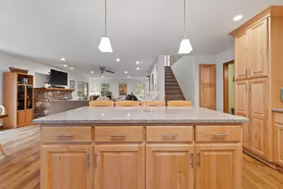 3226 N Interlaken Dr, Summit, WI 53066 - Photo 25