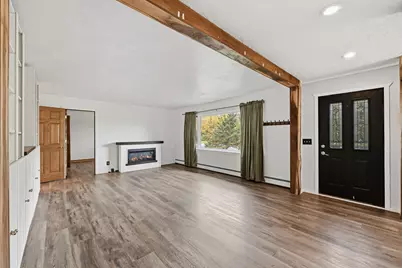 W8133  Creek Rd, Darien, WI 53115 - Photo 5