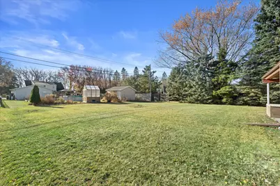 7921 W Whitaker Ave, Greenfield, WI 53220 - Photo 3