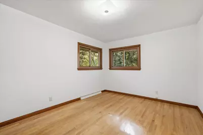 10034 N Grasslyn Rd, Mequon, WI 53092 - Photo 21