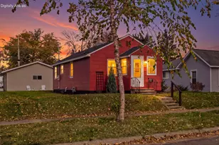 2207 Park Ave, La Crosse, WI 54601 - Photo 1