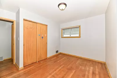 6646 S 20th St, Milwaukee, WI 53221 - Photo 15