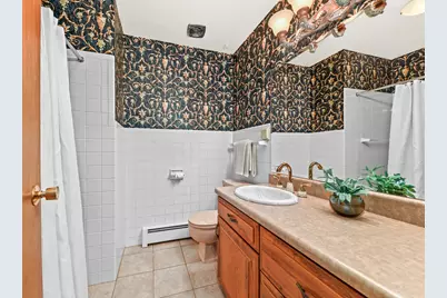 9507 W Schlinger Ave, West Allis, WI 53214 - Photo 13