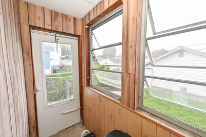 2009 S 77th St, West Allis, WI 53219 - Photo 25