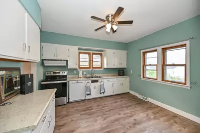 2009 S 77th St, West Allis, WI 53219 - Photo 19