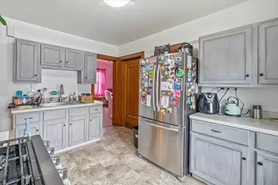 1411  Rawson Ave, South Milwaukee, WI 53172 - Photo 11