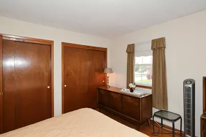 1833  Oak St, South Milwaukee, WI 53172 - Photo 21