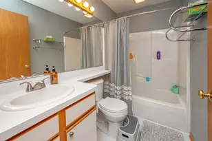 5970 S Crosswinds Dr, Cudahy, WI 53110 - Photo 21