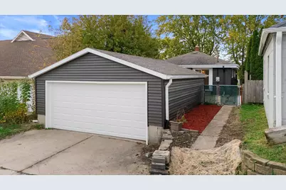 1020  Carrington Ave, South Milwaukee, WI 53172 - Photo 25