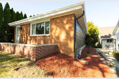 1020  Carrington Ave, South Milwaukee, WI 53172 - Photo 33