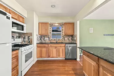 2267 W Grange Ave, Milwaukee, WI 53221 - Photo 15