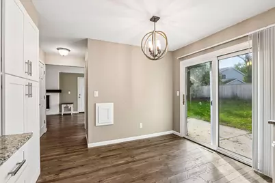 3605 S Oakdale Dr, New Berlin, WI 53151 - Photo 15