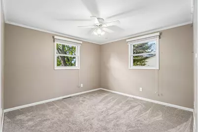 3605 S Oakdale Dr, New Berlin, WI 53151 - Photo 21