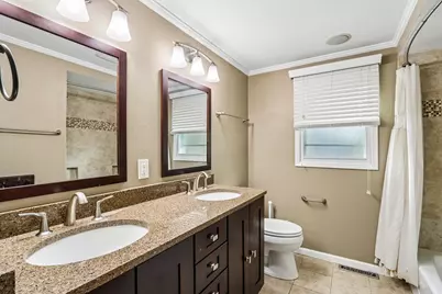 3605 S Oakdale Dr, New Berlin, WI 53151 - Photo 23