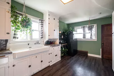 4133 S 3rd St, Milwaukee, WI 53207 - Photo 9