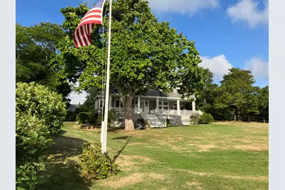 33 Goethals Way, Tisbury, MA 02568 - Photo 25