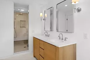 34 Davis St, Tisbury, MA 02568 - Photo 19