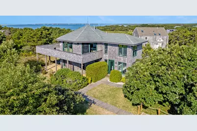 76 Washque Avenue, Edgartown, MA 02539 - Photo 1