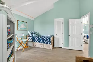 76 Washque Ave, Edgartown, MA 02539 - Photo 25