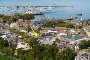 33 Lagoon Pond Rd, Tisbury, MA 02568 - Photo 37