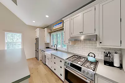 114 Meetinghouse Way, Edgartown, MA 02539 - Photo 9