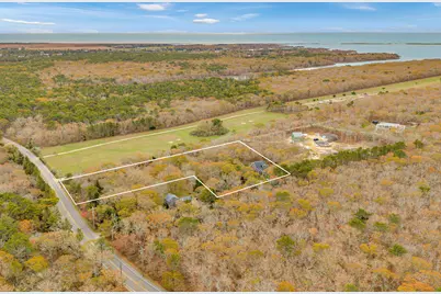 114 Meetinghouse Way, Edgartown, MA 02539 - Photo 1