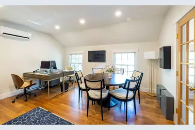 31 N Summer Street, Edgartown, MA 02539 - Photo 9