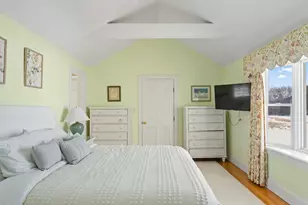 23 Beetle Swamp Rd, Edgartown, MA 02539 - Photo 15