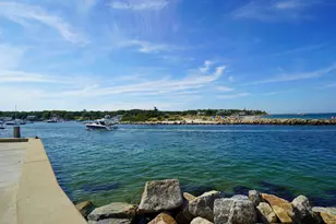 23 Circuit Avenue Extension, Oak Bluffs, MA 02557 - Photo 21