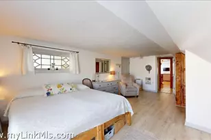 37 Circuit Ave, Oak Bluffs, MA 02557 - Photo 11