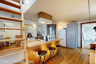 37 Circuit Ave, Oak Bluffs, MA 02557 - Photo 9