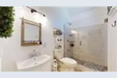 37 Circuit Avenue #UNIT 4, Oak Bluffs, MA 02557 - Photo 11