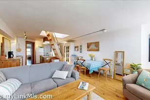 37 Circuit Ave, Oak Bluffs, MA 02557 - Photo 5