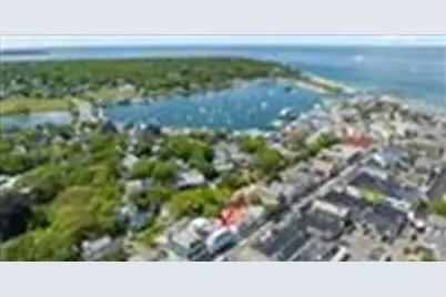 37 Circuit Avenue #UNIT 5, Oak Bluffs, MA 02557 - Photo 15