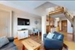 37 Circuit Ave, Oak Bluffs, MA 02557 - Photo 7