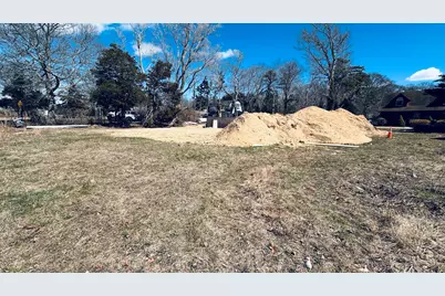 31 Temahigan Avenue, Oak Bluffs, MA 02557 - Photo 7