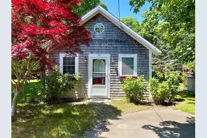 30 Pine Street, Edgartown, MA 02539 - Photo 1
