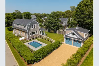 36 Tashmoo Avenue, Tisbury, MA 02568 - Photo 1