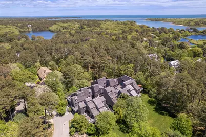 4 Quail Run Unit 7, Oak Bluffs, MA 02557 - Photo 1