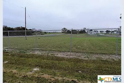 000 Houston Avenue, Westhoff, TX 77994 - Photo 3