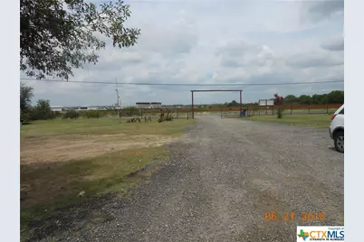 4610 Pfeil Rd Road, Converse, TX 78109 - Photo 13
