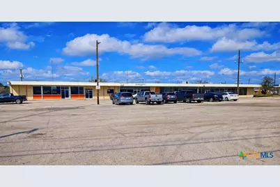108 S Alamo Street, Refugio, TX 78377 - Photo 1
