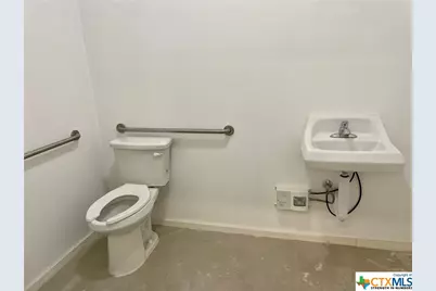 200 W New Braunfels Street #W3, Seguin, TX 78155 - Photo 35