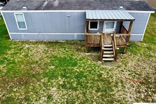 71 Betty St, Port Lavaca, TX 77979 - Photo 3